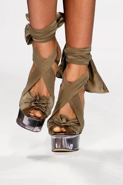 Look 4